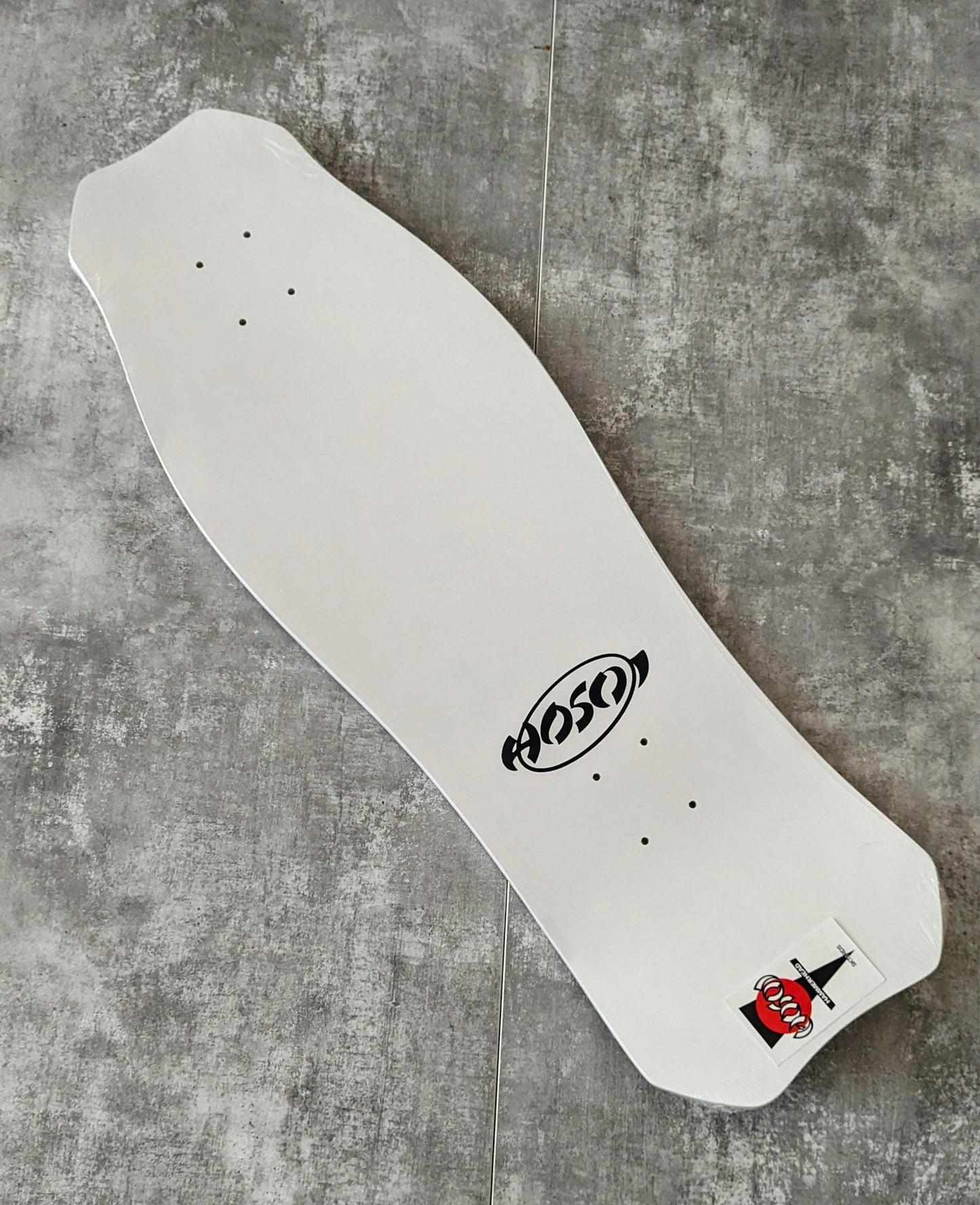 HOSOI SKATEBOARDS O.G. HAMMERHEAD WHITE DECK SIGNED – 10.5"X31"